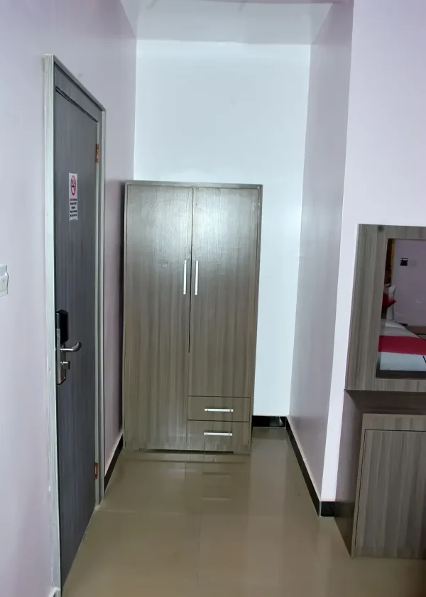 Diplomatic Room - Image 8
